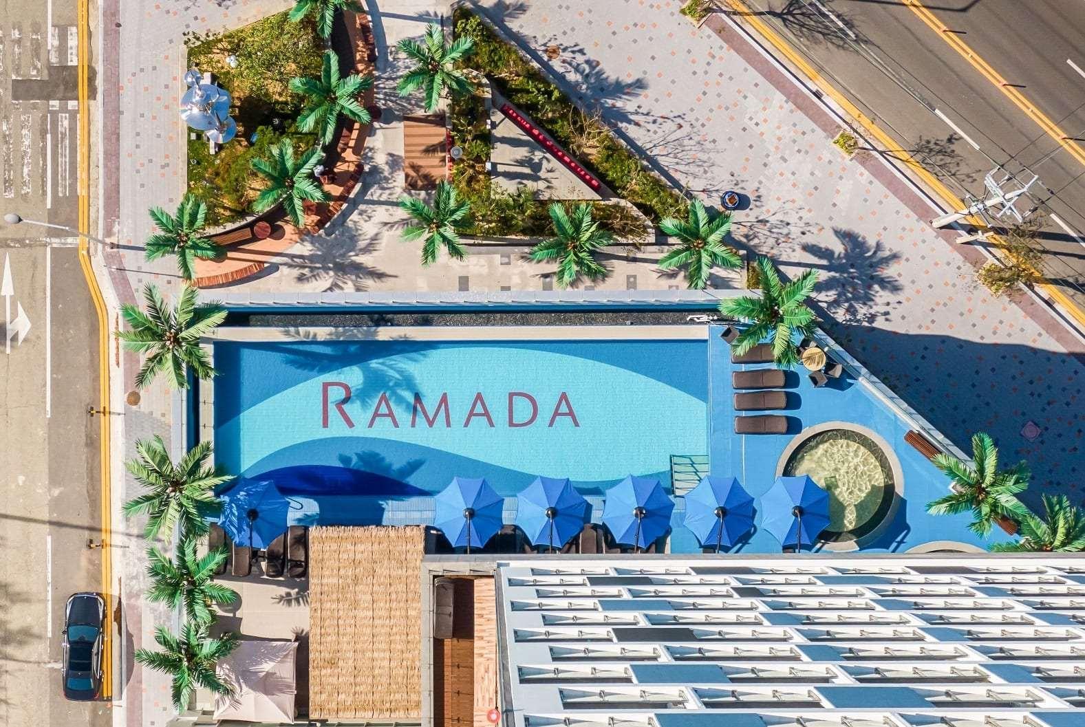 Hotel Ramada Plaza By Wyndham Dolsan Yeosu Esterno foto